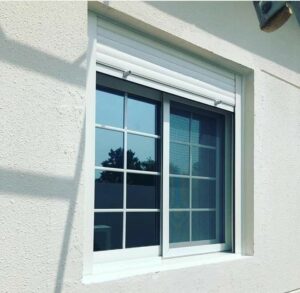  فني المنيوم في الروضتين 